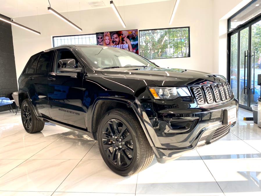 Used Jeep Grand Cherokee Altitude 4x4 *Ltd Avail* 2018 | 26 Motors Corp. Bronx, New York Used Jeep Grand Cherokee Altitude 4x4 *Ltd Avail* 2018 | 26 Motors Corp. Bronx, New York