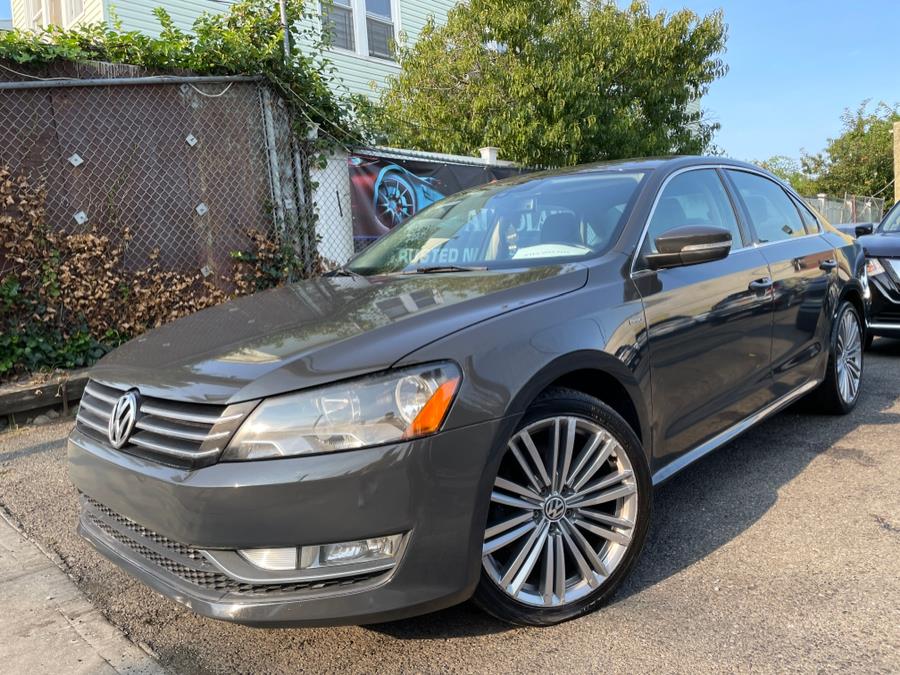 Used Volkswagen Passat 4dr Sdn 1.8T Auto SE PZEV 2014 | Sunrise Autoland. Jamaica, New York