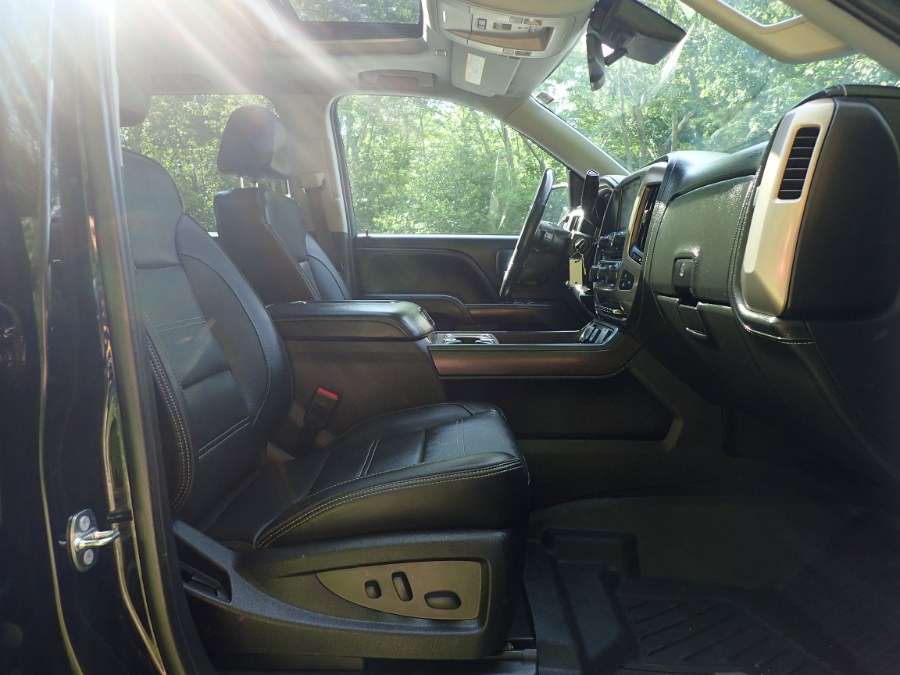 Used GMC Sierra 1500 4WD Crew Cab 143.5" Denali 2017 | Eagleville Motors. Storrs, Connecticut Used GMC Sierra 1500 4WD Crew Cab 143.5" Denali 2017 | Eagleville Motors. Storrs, Connecticut