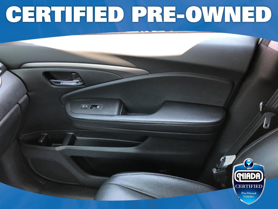 Used Honda Pilot EX-L w/Honda Sensing 2018 | Connection Auto Sales Inc.. Jackson Heights, New York Used Honda Pilot EX-L w/Honda Sensing 2018 | Connection Auto Sales Inc.. Jackson Heights, New York