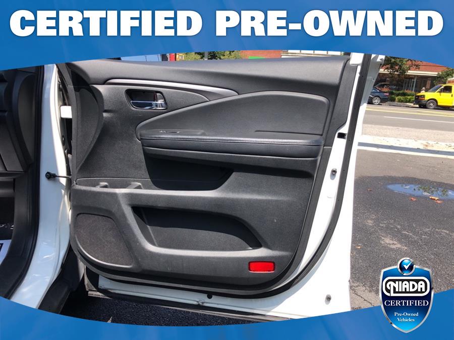 Used Honda Pilot EX-L w/Honda Sensing 2018 | Connection Auto Sales Inc.. Jackson Heights, New York Used Honda Pilot EX-L w/Honda Sensing 2018 | Connection Auto Sales Inc.. Jackson Heights, New York