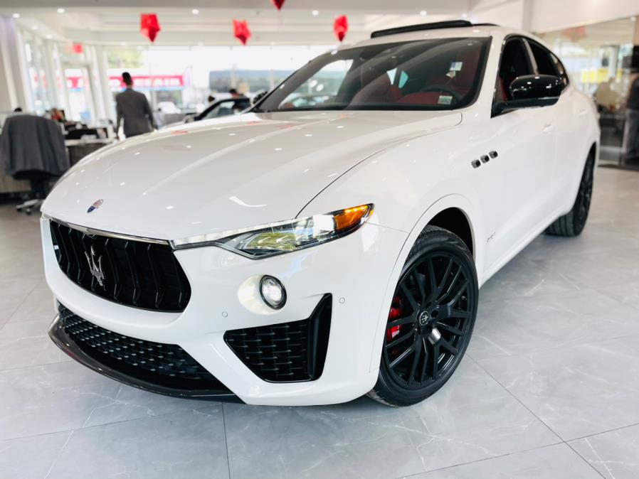 Used Maserati Levante GranSport 3.0L 2019 | Luxury Motor Club. Franklin Square, New York Used Maserati Levante GranSport 3.0L 2019 | Luxury Motor Club. Franklin Square, New York