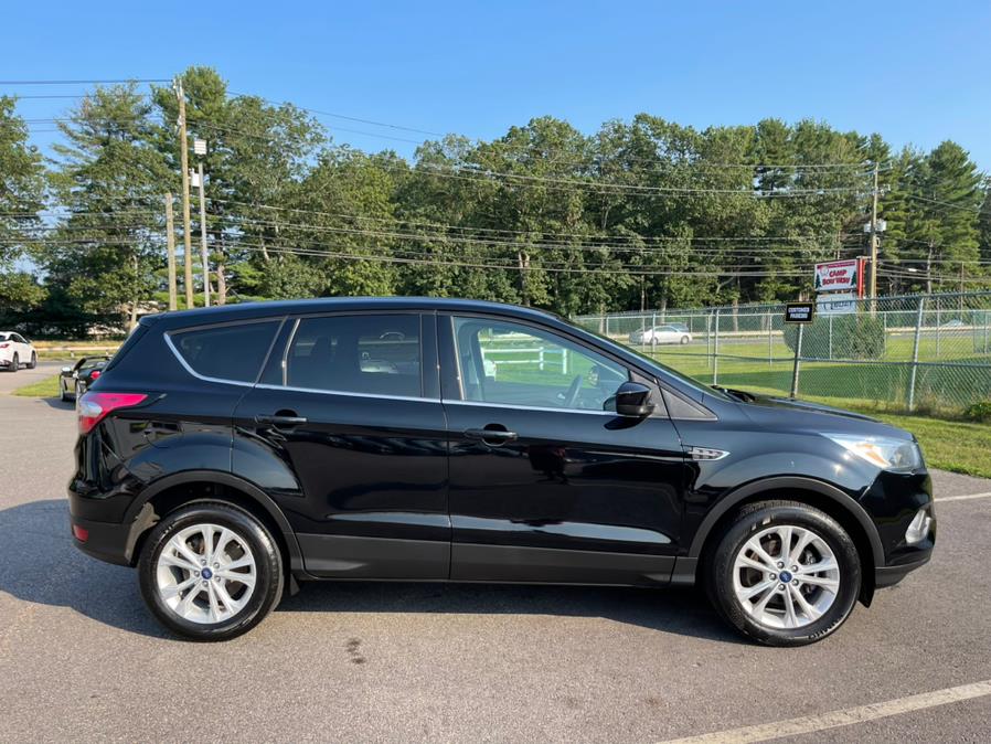 Used Ford Escape SE FWD 2017 | Mike And Tony Auto Sales, Inc. South Windsor, Connecticut Used Ford Escape SE FWD 2017 | Mike And Tony Auto Sales, Inc. South Windsor, Connecticut