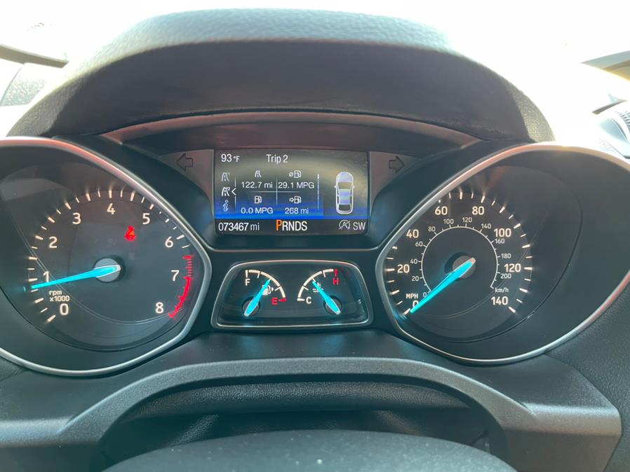 Used Ford Escape SE FWD 2017 | Mike And Tony Auto Sales, Inc. South Windsor, Connecticut Used Ford Escape SE FWD 2017 | Mike And Tony Auto Sales, Inc. South Windsor, Connecticut