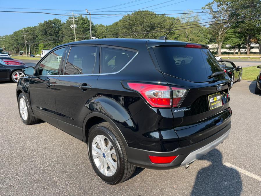Used Ford Escape SE FWD 2017 | Mike And Tony Auto Sales, Inc. South Windsor, Connecticut Used Ford Escape SE FWD 2017 | Mike And Tony Auto Sales, Inc. South Windsor, Connecticut