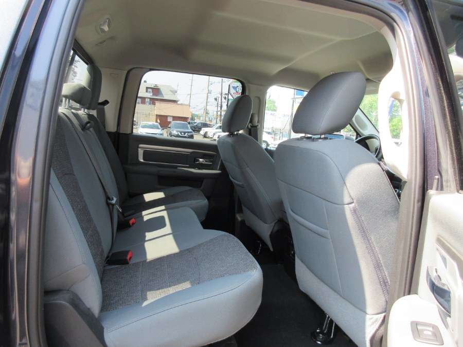 Used Ram 1500 Big Horn 4x4 Crew Cab 5''7" Box 2018 | Route 27 Auto Mall. Linden, New Jersey Used Ram 1500 Big Horn 4x4 Crew Cab 5''7" Box 2018 | Route 27 Auto Mall. Linden, New Jersey
