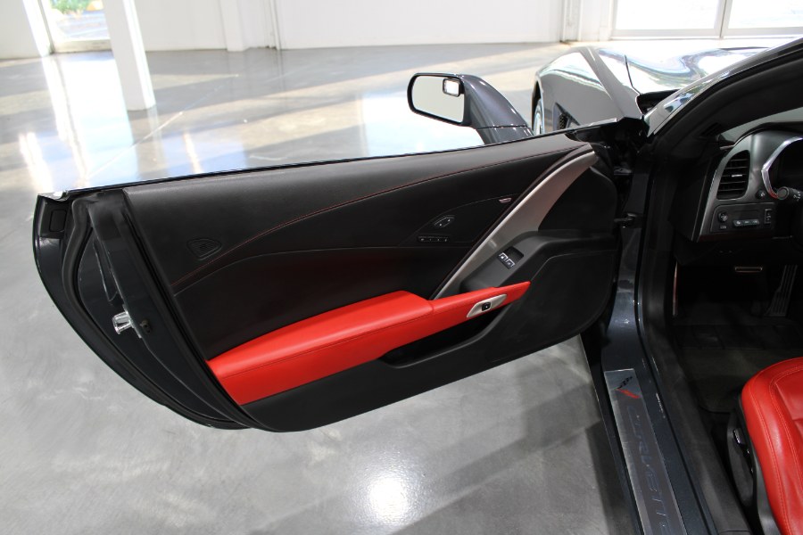 Used Chevrolet Corvette Stingray 2dr Conv w/2LT 2014 | Auto Gallery. Lodi, New Jersey Used Chevrolet Corvette Stingray 2dr Conv w/2LT 2014 | Auto Gallery. Lodi, New Jersey