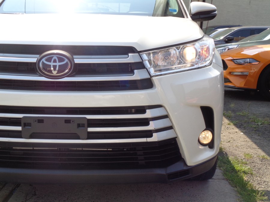 Used Toyota Highlander XLE AWD 2018 | Top Speed Motors LLC. Jamaica, New York Used Toyota Highlander XLE AWD 2018 | Top Speed Motors LLC. Jamaica, New York