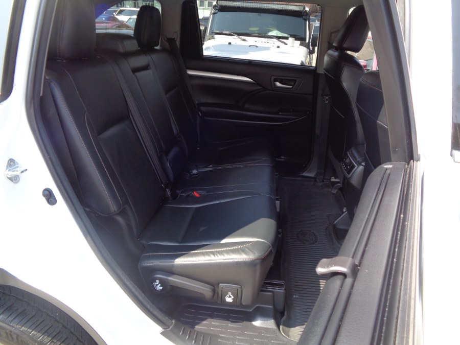 Used Toyota Highlander XLE AWD 2018 | Top Speed Motors LLC. Jamaica, New York Used Toyota Highlander XLE AWD 2018 | Top Speed Motors LLC. Jamaica, New York