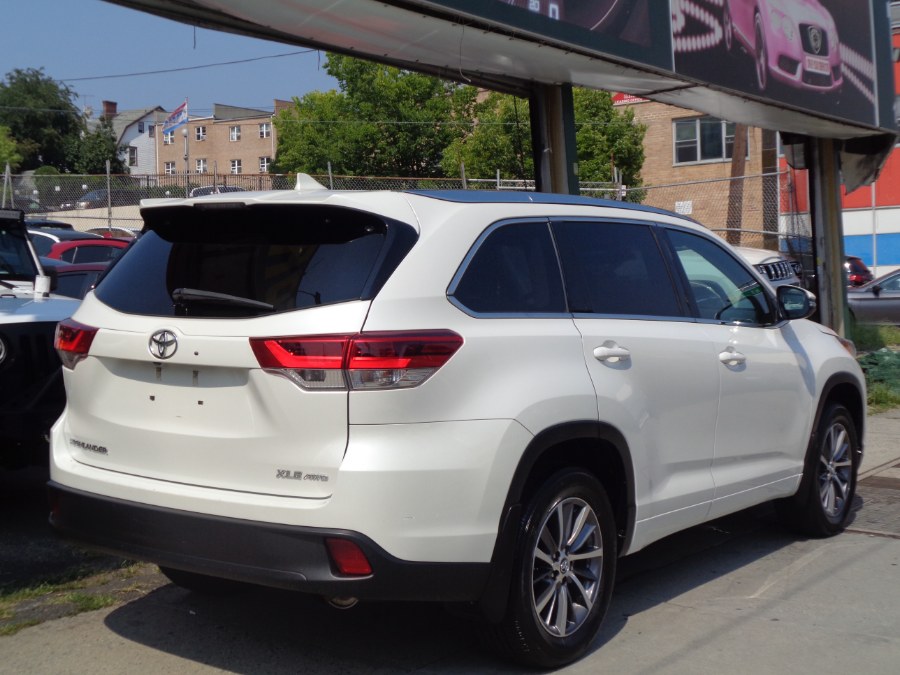 Used Toyota Highlander XLE AWD 2018 | Top Speed Motors LLC. Jamaica, New York Used Toyota Highlander XLE AWD 2018 | Top Speed Motors LLC. Jamaica, New York