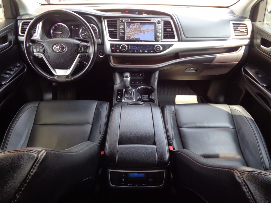 Used Toyota Highlander XLE AWD 2018 | Top Speed Motors LLC. Jamaica, New York Used Toyota Highlander XLE AWD 2018 | Top Speed Motors LLC. Jamaica, New York