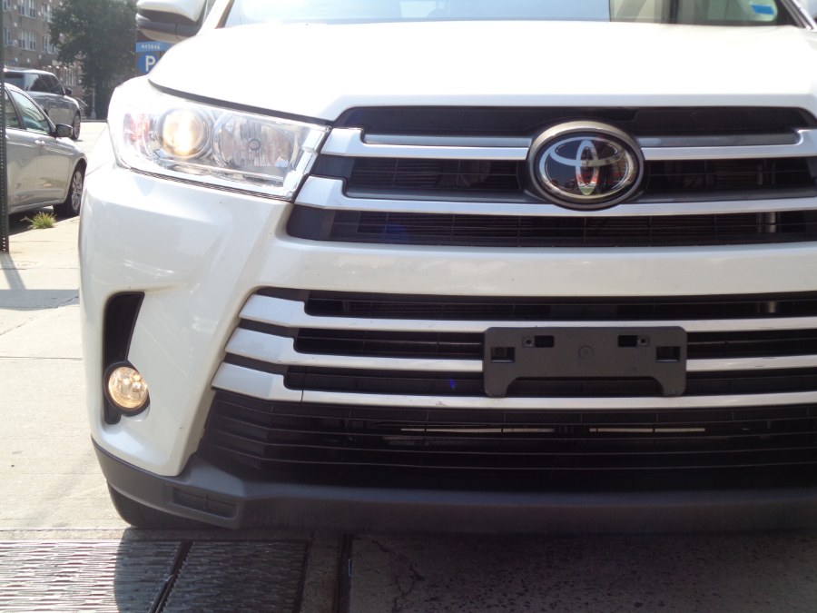 Used Toyota Highlander XLE AWD 2018 | Top Speed Motors LLC. Jamaica, New York Used Toyota Highlander XLE AWD 2018 | Top Speed Motors LLC. Jamaica, New York
