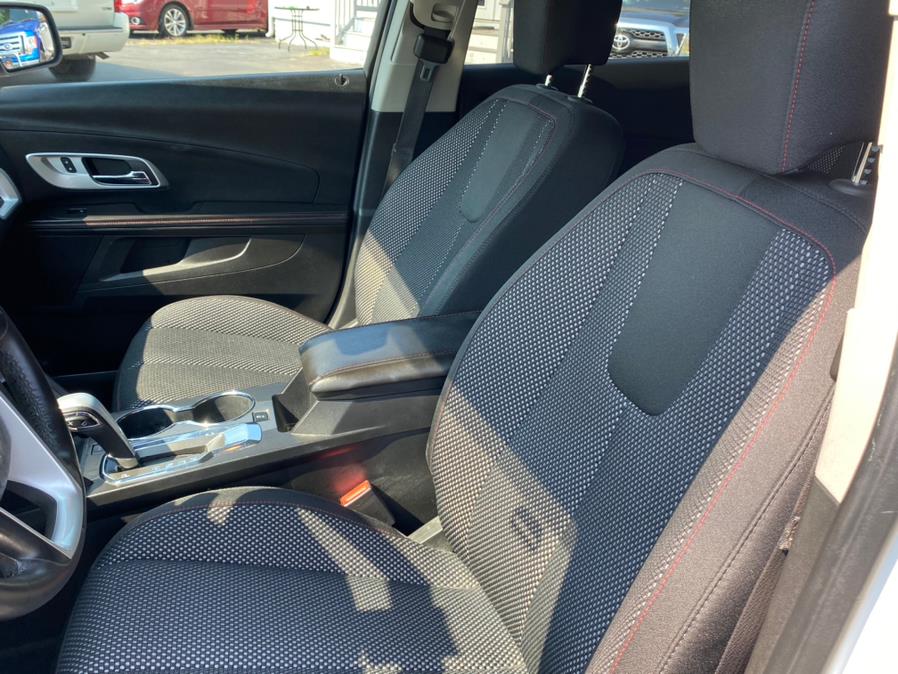 Used Chevrolet Equinox AWD 4dr LT w/1LT 2015 | Lava Motors 2 Inc. Canton, Connecticut Used Chevrolet Equinox AWD 4dr LT w/1LT 2015 | Lava Motors 2 Inc. Canton, Connecticut