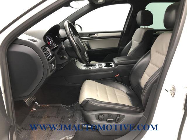 Used Volkswagen Touareg V6 Wolfsburg Edition 2017 | J&M Automotive Sls&Svc LLC. Naugatuck, Connecticut Used Volkswagen Touareg V6 Wolfsburg Edition 2017 | J&M Automotive Sls&Svc LLC. Naugatuck, Connecticut
