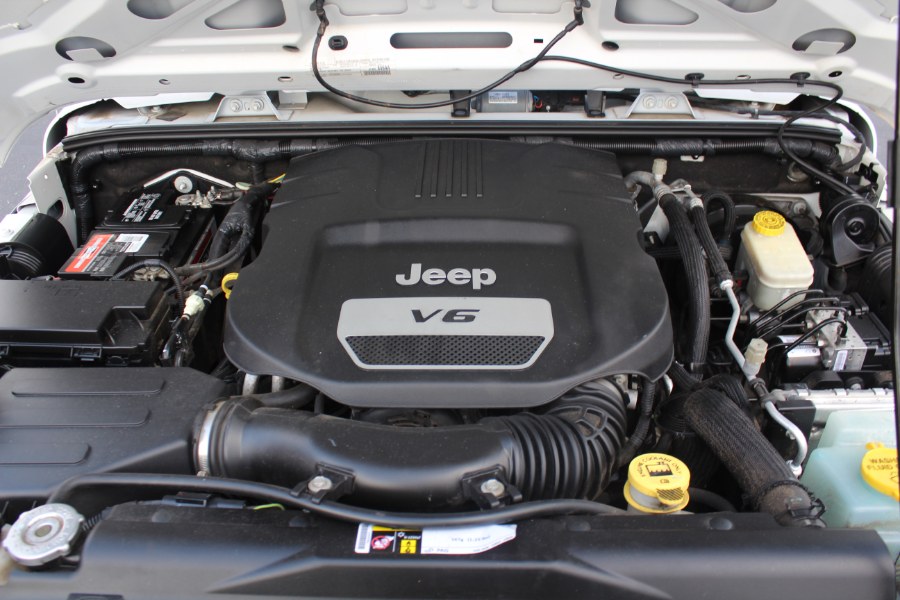 2016 Jeep Wrangler Unlimited 4WD 4dr Willys Wheeler, available for sale in Deer Park, New York | Car Tec Enterprise Leasing & Sales LLC. Deer Park, New York 2016 Jeep Wrangler Unlimited 4WD 4dr Willys Wheeler, available for sale in Deer Park, New York | Car Tec Enterprise Leasing & Sales LLC. Deer Park, New York