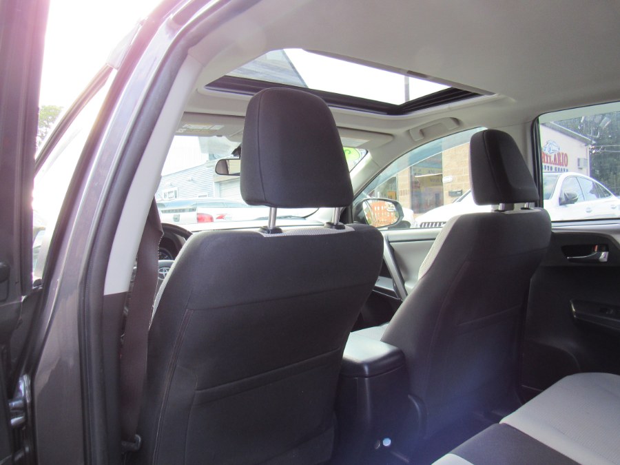 Used Toyota RAV4 XLE 2016 | Hilario's Auto Sales Inc.. Worcester, Massachusetts Used Toyota RAV4 XLE 2016 | Hilario's Auto Sales Inc.. Worcester, Massachusetts