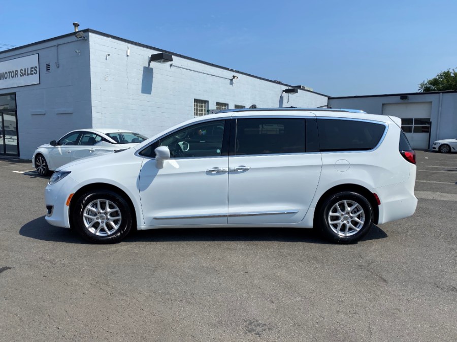 Used Chrysler Pacifica Touring L FWD 2020 | Inman Motors Sales. Medford, Massachusetts Used Chrysler Pacifica Touring L FWD 2020 | Inman Motors Sales. Medford, Massachusetts
