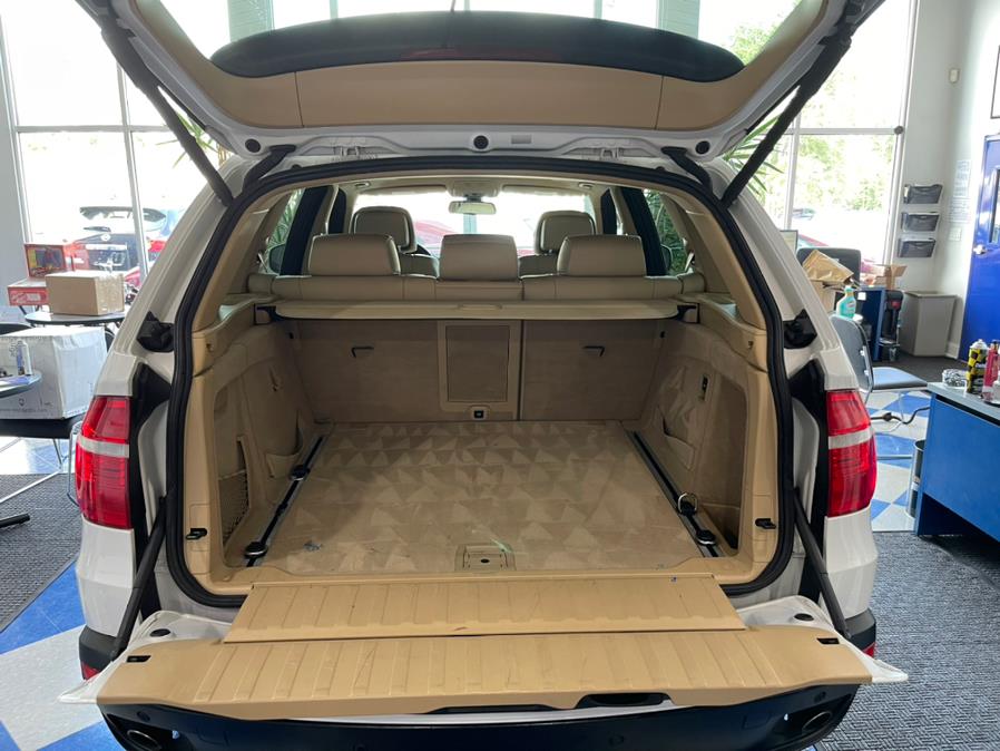 Used BMW X5 AWD 4dr 30i 2009 | Chris's Auto Clinic. Plainville, Connecticut Used BMW X5 AWD 4dr 30i 2009 | Chris's Auto Clinic. Plainville, Connecticut