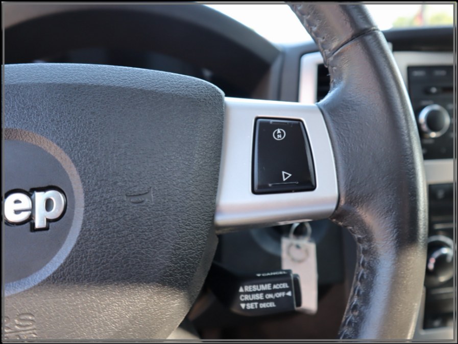 2009 Jeep Grand Cherokee 4WD 4dr Laredo, available for sale in Huntington Station, New York | My Auto Inc.. Huntington Station, New York 2009 Jeep Grand Cherokee 4WD 4dr Laredo, available for sale in Huntington Station, New York | My Auto Inc.. Huntington Station, New York