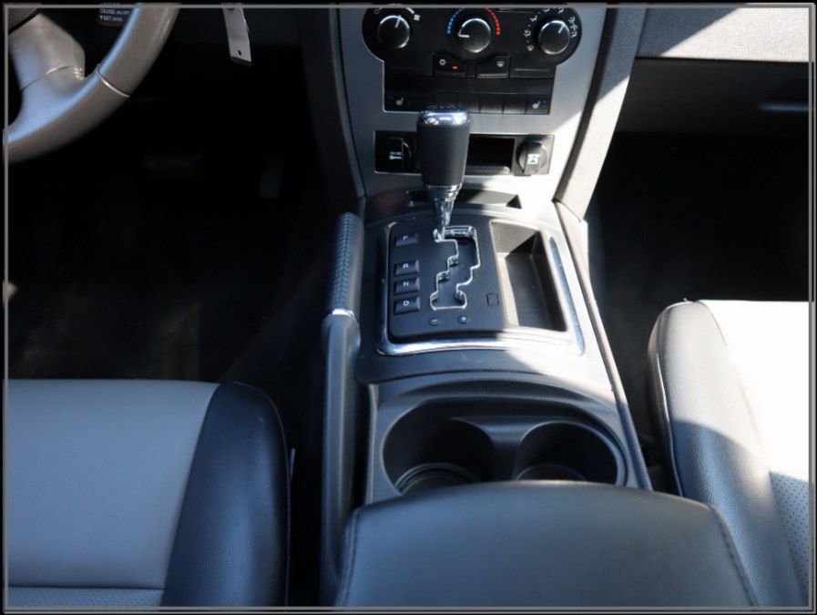 2009 Jeep Grand Cherokee 4WD 4dr Laredo, available for sale in Huntington Station, New York | My Auto Inc.. Huntington Station, New York 2009 Jeep Grand Cherokee 4WD 4dr Laredo, available for sale in Huntington Station, New York | My Auto Inc.. Huntington Station, New York
