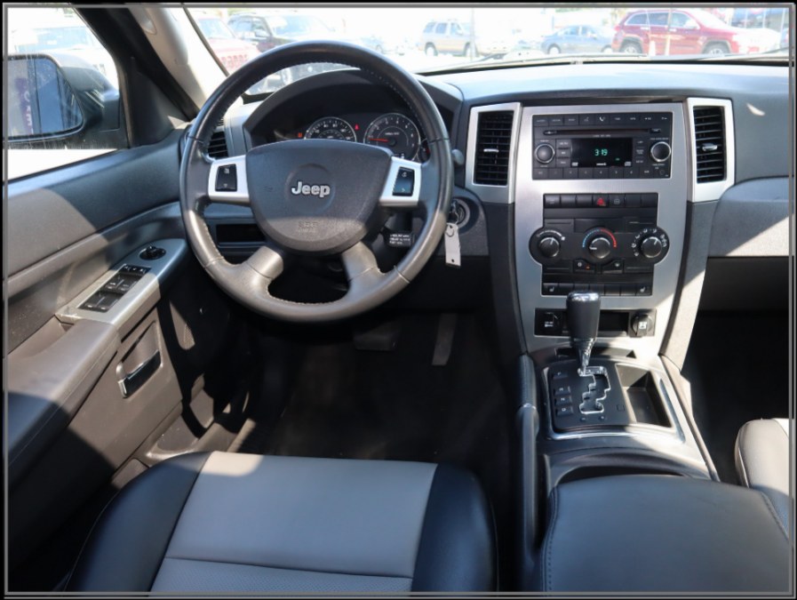 2009 Jeep Grand Cherokee 4WD 4dr Laredo, available for sale in Huntington Station, New York | My Auto Inc.. Huntington Station, New York 2009 Jeep Grand Cherokee 4WD 4dr Laredo, available for sale in Huntington Station, New York | My Auto Inc.. Huntington Station, New York