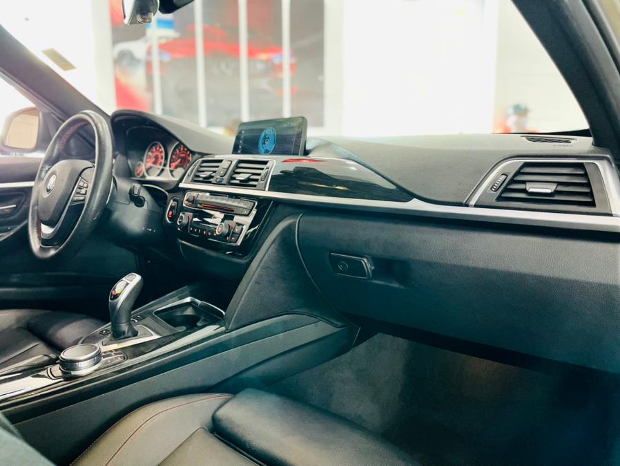 Used BMW 3 Series 330i xDrive Sedan 2017 | Luxury Motor Club. Franklin Square, New York Used BMW 3 Series 330i xDrive Sedan 2017 | Luxury Motor Club. Franklin Square, New York