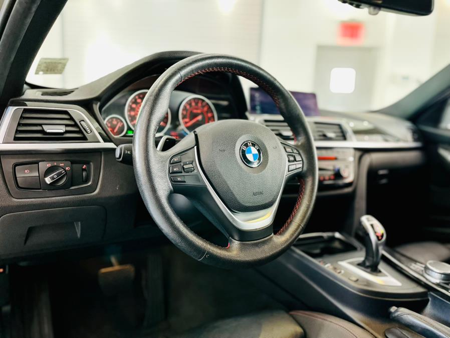 Used BMW 3 Series 330i xDrive Sedan 2017 | Luxury Motor Club. Franklin Square, New York Used BMW 3 Series 330i xDrive Sedan 2017 | Luxury Motor Club. Franklin Square, New York