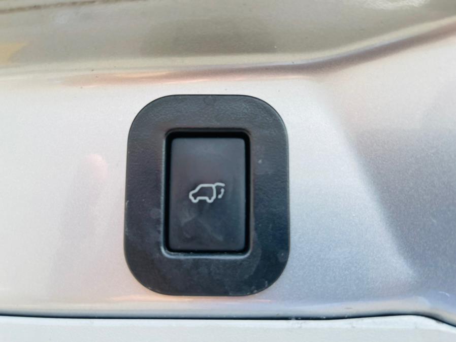 Used Toyota Sienna 5dr 7-Pass Van V6 XLE AWD 2011 | Supreme Automotive. New Britain, Connecticut Used Toyota Sienna 5dr 7-Pass Van V6 XLE AWD 2011 | Supreme Automotive. New Britain, Connecticut