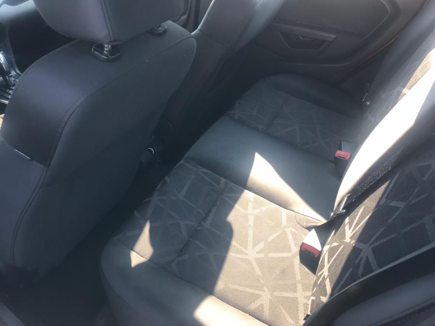 Used Ford Fiesta 4dr Sdn SEL 2012 | Main Auto of Berlin. Berlin, Connecticut Used Ford Fiesta 4dr Sdn SEL 2012 | Main Auto of Berlin. Berlin, Connecticut