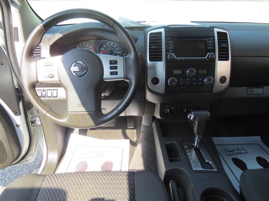 Used Nissan Frontier SV V6 4x4 4dr King Cab 6.1 ft. SB Pickup 5A 2016 | Lake City Exports Inc. Auburn, Maine Used Nissan Frontier SV V6 4x4 4dr King Cab 6.1 ft. SB Pickup 5A 2016 | Lake City Exports Inc. Auburn, Maine