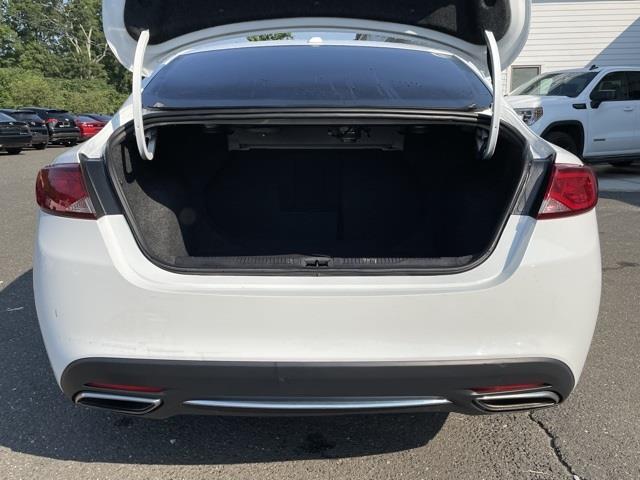 Used Chrysler 200 C 2016 | Blasius Federal Road. Brookfield, Connecticut Used Chrysler 200 C 2016 | Blasius Federal Road. Brookfield, Connecticut
