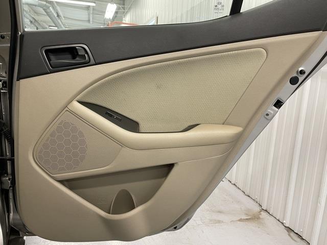 Used Kia Optima LX 2014 | Blasius Federal Road. Brookfield, Connecticut Used Kia Optima LX 2014 | Blasius Federal Road. Brookfield, Connecticut