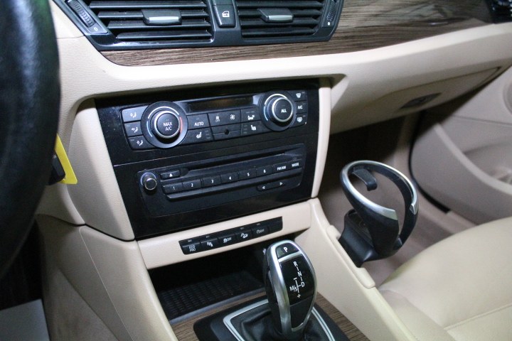 Used BMW X1 AWD 4dr xDrive28i 2013 | New England Auto Sales LLC. Plainville, Connecticut Used BMW X1 AWD 4dr xDrive28i 2013 | New England Auto Sales LLC. Plainville, Connecticut