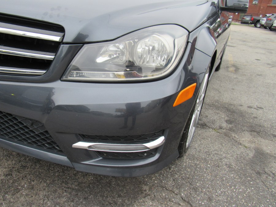 Used Mercedes-Benz C300 Sport 2014 | Hilario's Auto Sales Inc.. Worcester, Massachusetts Used Mercedes-Benz C300 Sport 2014 | Hilario's Auto Sales Inc.. Worcester, Massachusetts