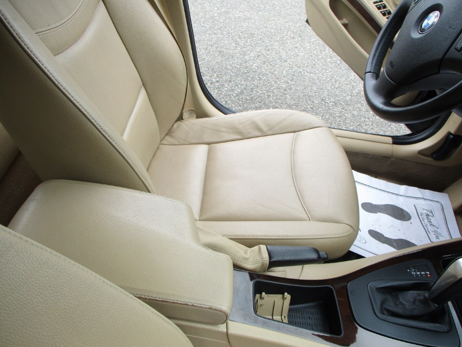 2011 BMW 3 Series 4dr Sdn 328i RWD, available for sale in Massapequa, New York | South Shore Auto Brokers & Sales. Massapequa, New York 2011 BMW 3 Series 4dr Sdn 328i RWD, available for sale in Massapequa, New York | South Shore Auto Brokers & Sales. Massapequa, New York