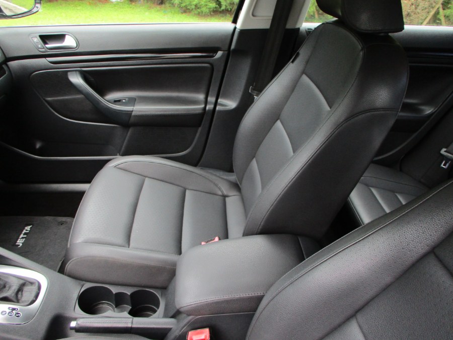 2010 Volkswagen Jetta Sedan 4dr Auto Limited PZEV, available for sale in Massapequa, New York | South Shore Auto Brokers & Sales. Massapequa, New York 2010 Volkswagen Jetta Sedan 4dr Auto Limited PZEV, available for sale in Massapequa, New York | South Shore Auto Brokers & Sales. Massapequa, New York