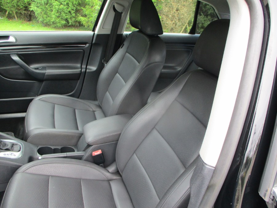 2010 Volkswagen Jetta Sedan 4dr Auto Limited PZEV, available for sale in Massapequa, New York | South Shore Auto Brokers & Sales. Massapequa, New York 2010 Volkswagen Jetta Sedan 4dr Auto Limited PZEV, available for sale in Massapequa, New York | South Shore Auto Brokers & Sales. Massapequa, New York