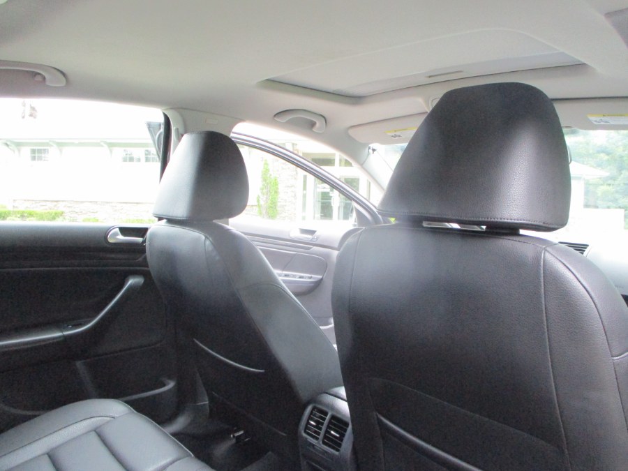 2010 Volkswagen Jetta Sedan 4dr Auto Limited PZEV, available for sale in Massapequa, New York | South Shore Auto Brokers & Sales. Massapequa, New York 2010 Volkswagen Jetta Sedan 4dr Auto Limited PZEV, available for sale in Massapequa, New York | South Shore Auto Brokers & Sales. Massapequa, New York