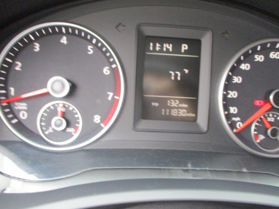 2010 Volkswagen Jetta Sedan 4dr Auto Limited PZEV, available for sale in Massapequa, New York | South Shore Auto Brokers & Sales. Massapequa, New York 2010 Volkswagen Jetta Sedan 4dr Auto Limited PZEV, available for sale in Massapequa, New York | South Shore Auto Brokers & Sales. Massapequa, New York