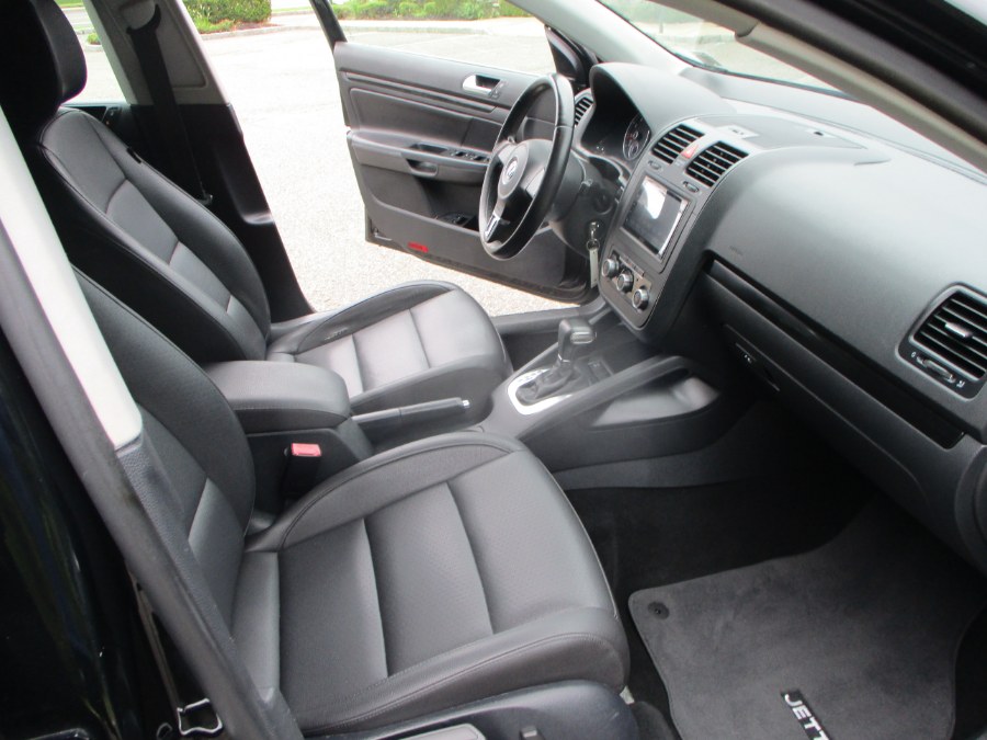 2010 Volkswagen Jetta Sedan 4dr Auto Limited PZEV, available for sale in Massapequa, New York | South Shore Auto Brokers & Sales. Massapequa, New York 2010 Volkswagen Jetta Sedan 4dr Auto Limited PZEV, available for sale in Massapequa, New York | South Shore Auto Brokers & Sales. Massapequa, New York