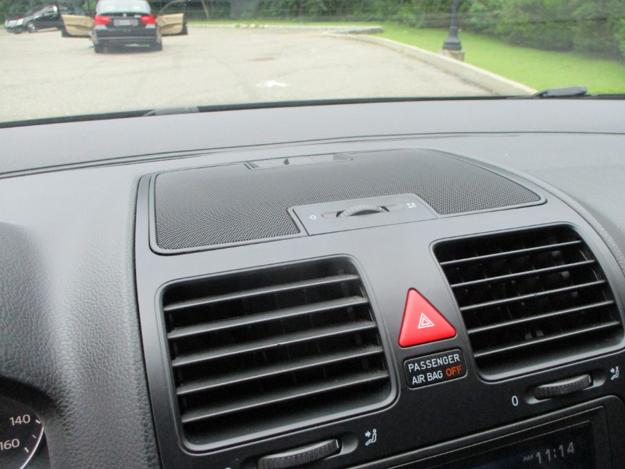 2010 Volkswagen Jetta Sedan 4dr Auto Limited PZEV, available for sale in Massapequa, New York | South Shore Auto Brokers & Sales. Massapequa, New York 2010 Volkswagen Jetta Sedan 4dr Auto Limited PZEV, available for sale in Massapequa, New York | South Shore Auto Brokers & Sales. Massapequa, New York