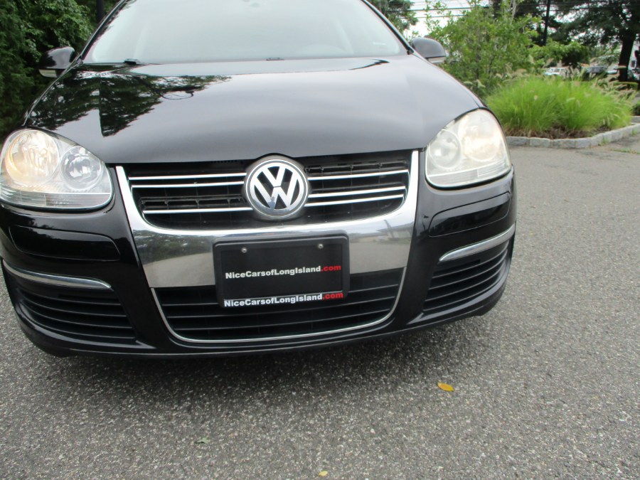 2010 Volkswagen Jetta Sedan 4dr Auto Limited PZEV, available for sale in Massapequa, New York | South Shore Auto Brokers & Sales. Massapequa, New York 2010 Volkswagen Jetta Sedan 4dr Auto Limited PZEV, available for sale in Massapequa, New York | South Shore Auto Brokers & Sales. Massapequa, New York