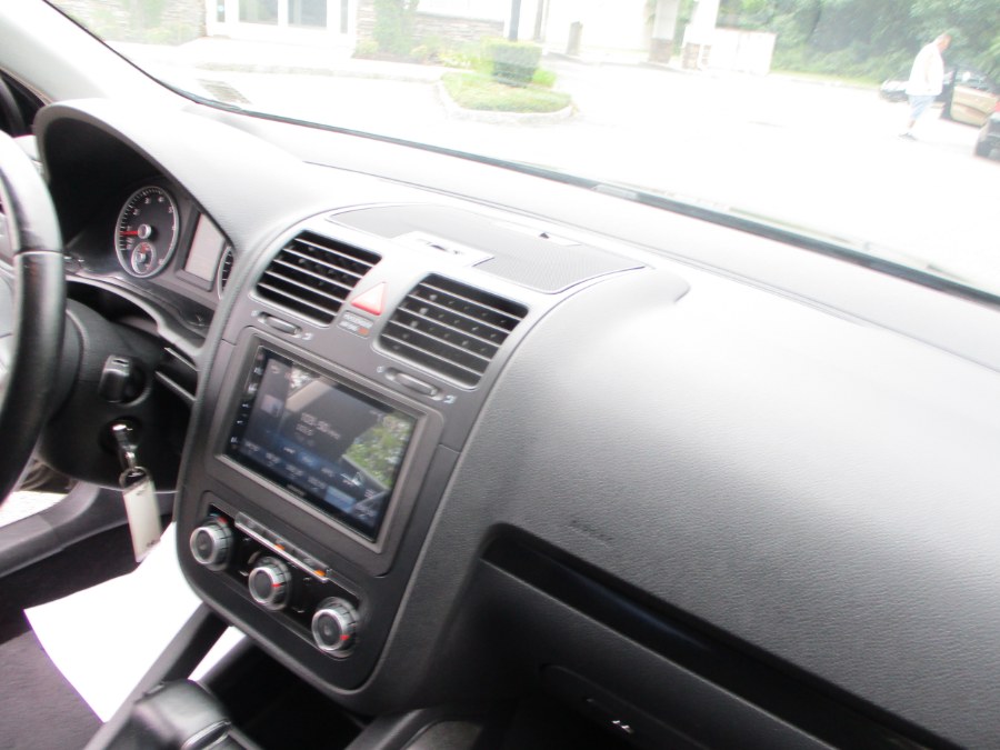 2010 Volkswagen Jetta Sedan 4dr Auto Limited PZEV, available for sale in Massapequa, New York | South Shore Auto Brokers & Sales. Massapequa, New York 2010 Volkswagen Jetta Sedan 4dr Auto Limited PZEV, available for sale in Massapequa, New York | South Shore Auto Brokers & Sales. Massapequa, New York
