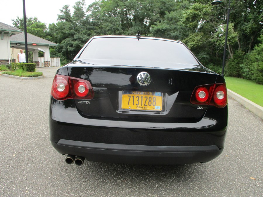 2010 Volkswagen Jetta Sedan 4dr Auto Limited PZEV, available for sale in Massapequa, New York | South Shore Auto Brokers & Sales. Massapequa, New York 2010 Volkswagen Jetta Sedan 4dr Auto Limited PZEV, available for sale in Massapequa, New York | South Shore Auto Brokers & Sales. Massapequa, New York