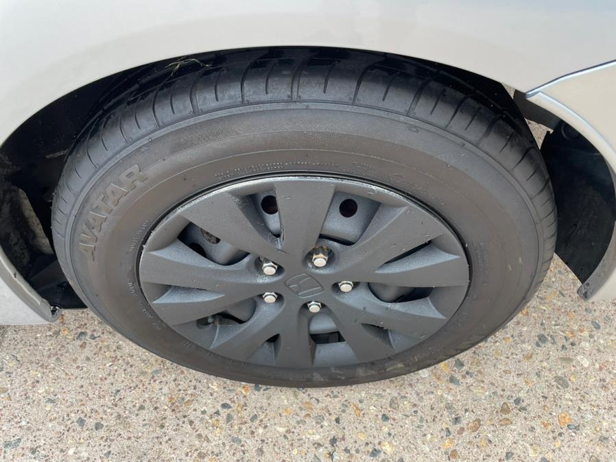 Used Honda Civic Cpe 2dr Auto LX PZEV 2012 | Carsonmain LLC. Manchester, Connecticut Used Honda Civic Cpe 2dr Auto LX PZEV 2012 | Carsonmain LLC. Manchester, Connecticut