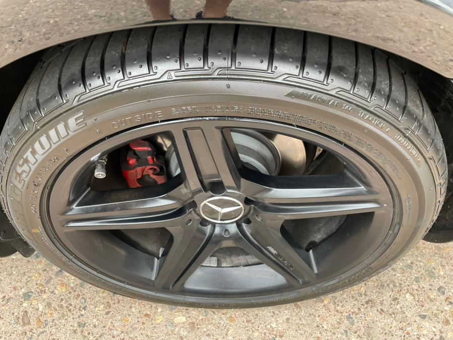 2009 Mercedes-Benz CLS-Class 4dr Sdn 5.5L, available for sale in Manchester, Connecticut | Carsonmain LLC. Manchester, Connecticut 2009 Mercedes-Benz CLS-Class 4dr Sdn 5.5L, available for sale in Manchester, Connecticut | Carsonmain LLC. Manchester, Connecticut