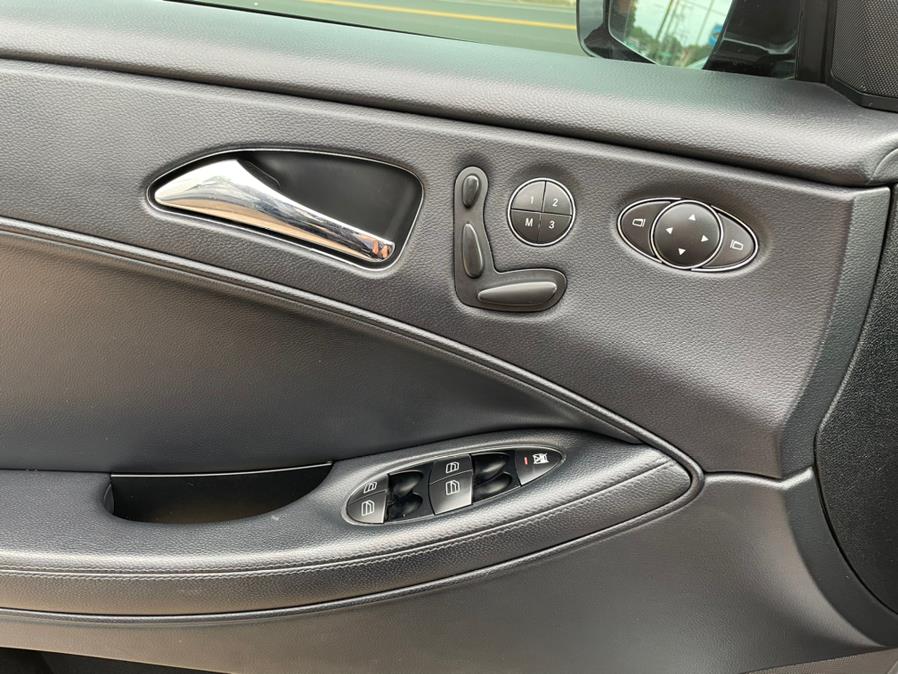 2009 Mercedes-Benz CLS-Class 4dr Sdn 5.5L, available for sale in Manchester, Connecticut | Carsonmain LLC. Manchester, Connecticut 2009 Mercedes-Benz CLS-Class 4dr Sdn 5.5L, available for sale in Manchester, Connecticut | Carsonmain LLC. Manchester, Connecticut