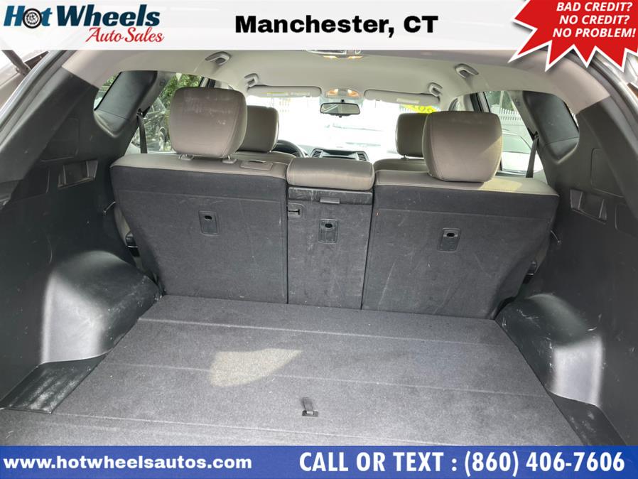 Used Hyundai Santa Fe Sport 2.4L Auto AWD 2017 | Hot Wheels Auto Sales LLC. Manchester, Connecticut Used Hyundai Santa Fe Sport 2.4L Auto AWD 2017 | Hot Wheels Auto Sales LLC. Manchester, Connecticut