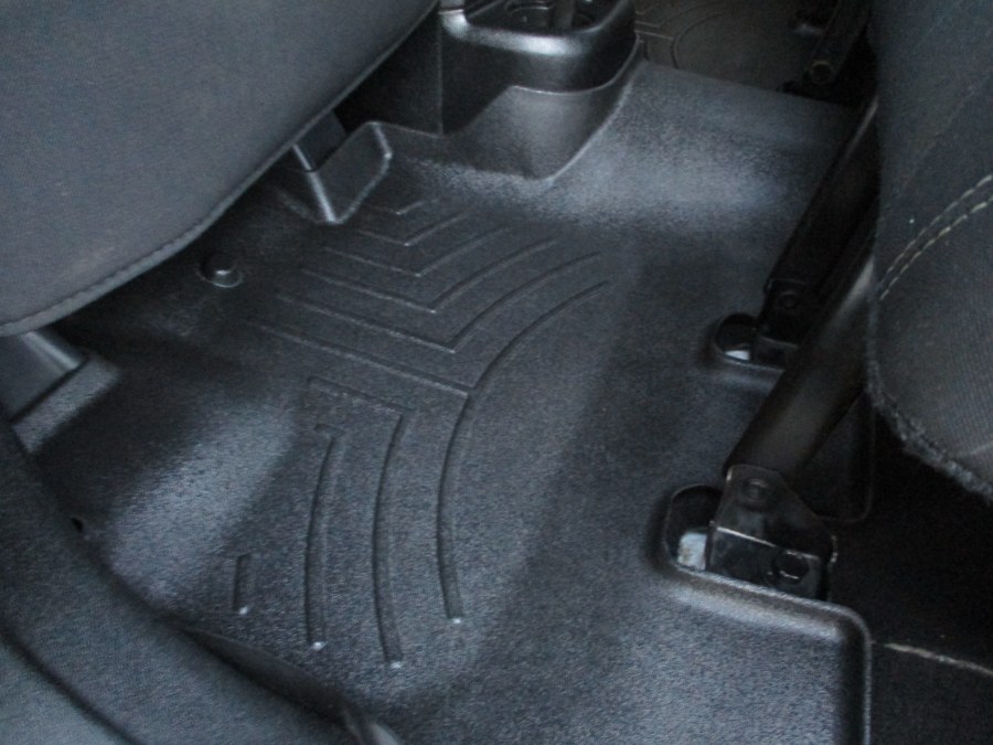 2014 Jeep Wrangler Unlimited 4WD 4dr Sahara, available for sale in Suffield, Connecticut | Suffield Auto LLC. Suffield, Connecticut 2014 Jeep Wrangler Unlimited 4WD 4dr Sahara, available for sale in Suffield, Connecticut | Suffield Auto LLC. Suffield, Connecticut
