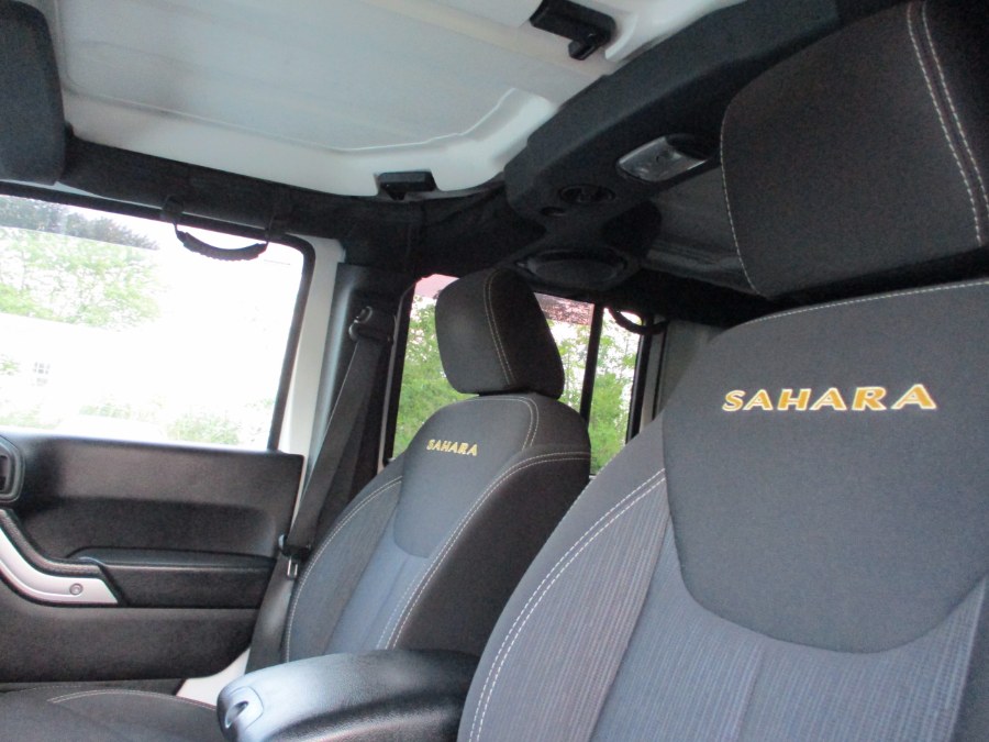 2014 Jeep Wrangler Unlimited 4WD 4dr Sahara, available for sale in Suffield, Connecticut | Suffield Auto LLC. Suffield, Connecticut 2014 Jeep Wrangler Unlimited 4WD 4dr Sahara, available for sale in Suffield, Connecticut | Suffield Auto LLC. Suffield, Connecticut